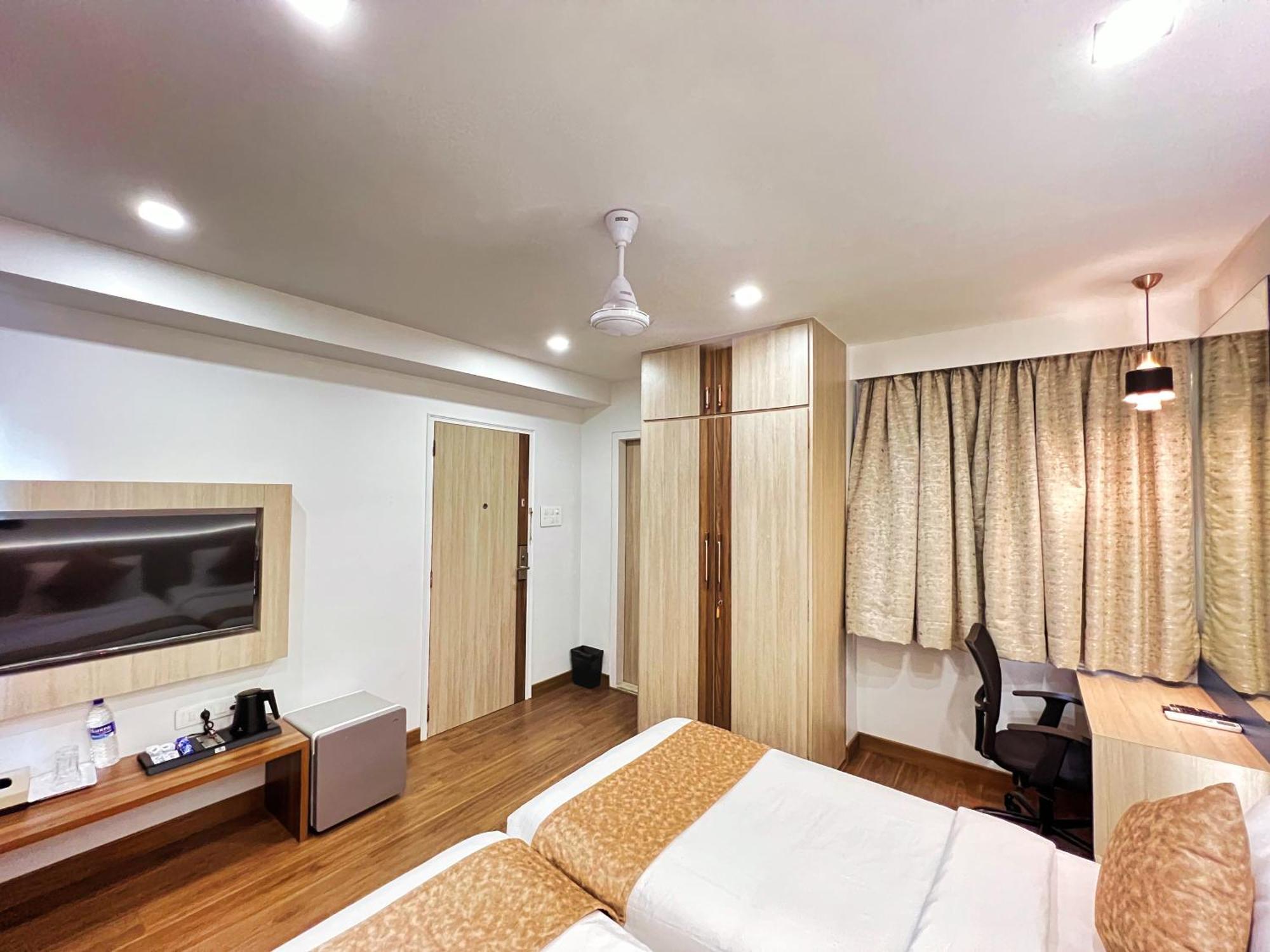 White House By Maxxvalue Service Apartments Bandra Mumbai Exterior foto